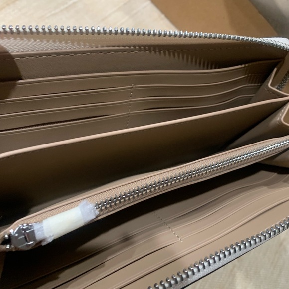 Boardwalk coach wallet - Picture 3 of 4